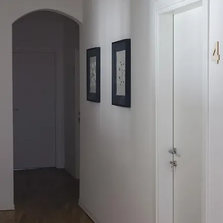 Konukevi Canton Del Gallo Padova